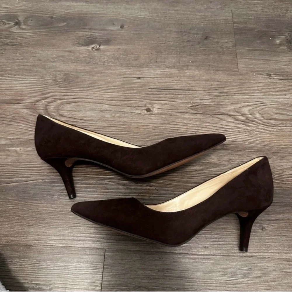 🤎 NWT! Brown Suede NINE WEST Marot Heels - Size 7.5